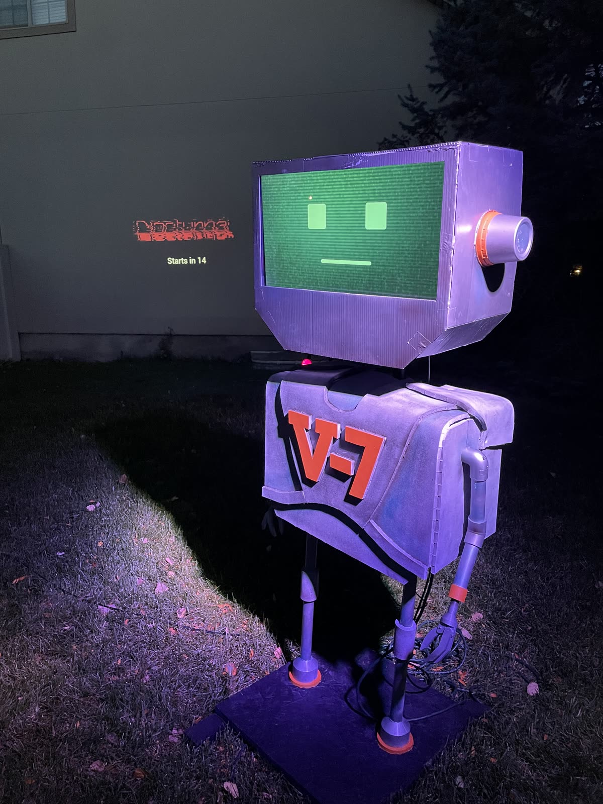 V-7 robot character